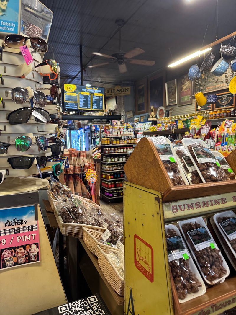 Your Wallet Will Barely Notice These Deli Sandwiches