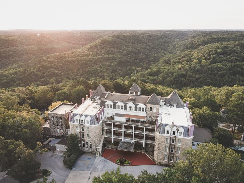 Downtown Eureka Springs Is Easy To Reach
