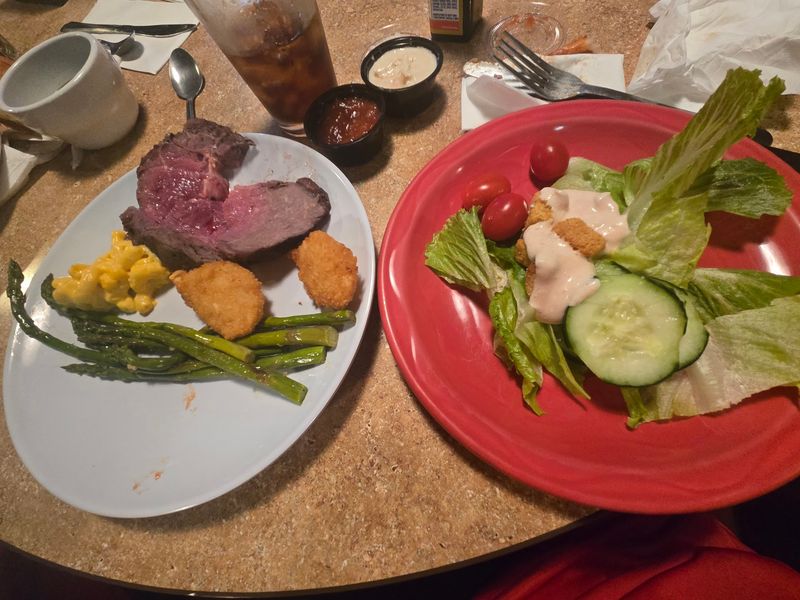 Prime Rib Night Is The Reason To Clear Your Schedule