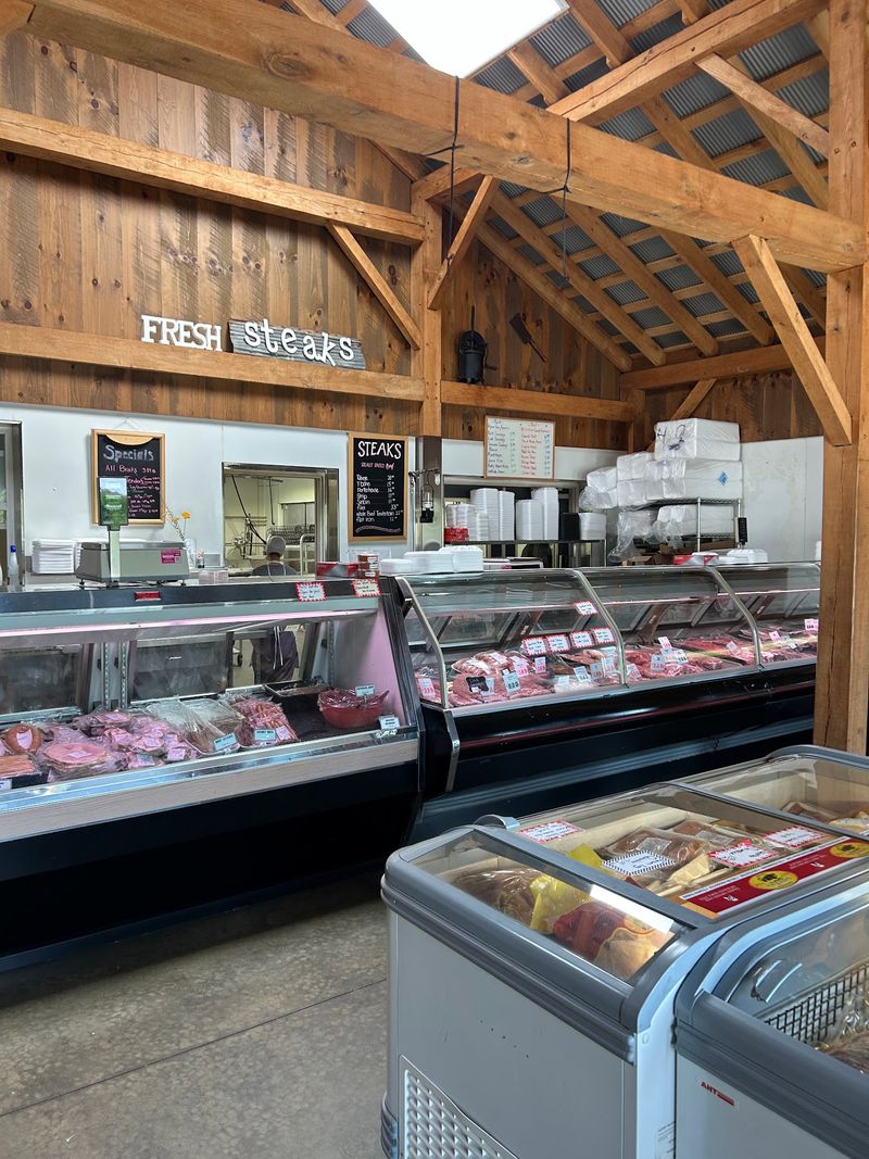 A Country Meat Counter Worth Planning Your Whole Drive Around