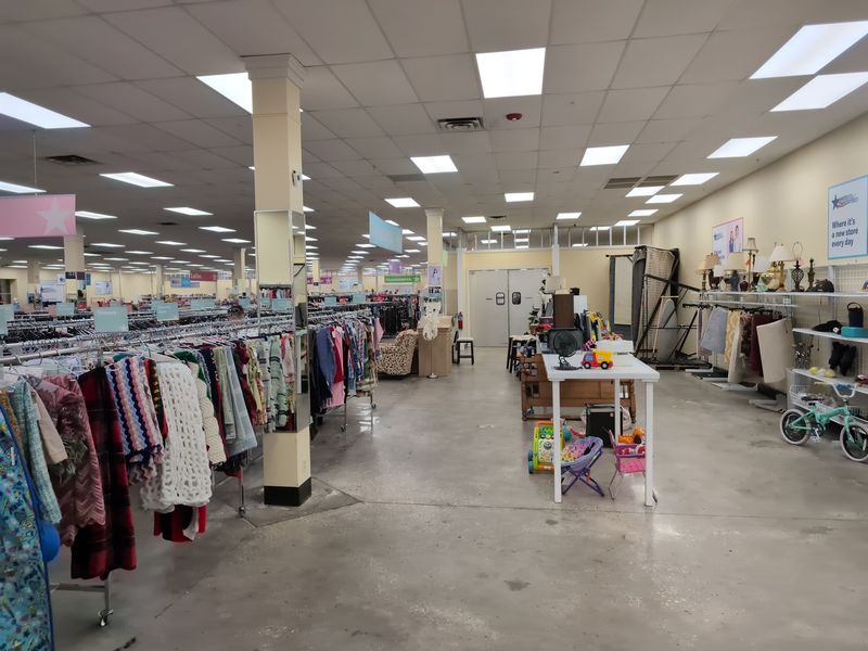A Secondhand Superstore Near The Gulf