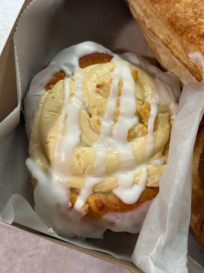 A Small Bakery on Oak Street in East Biloxi