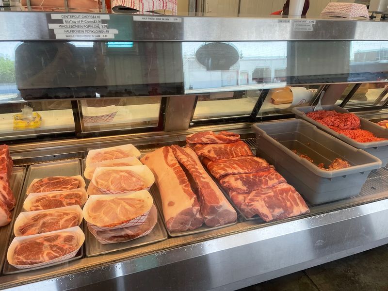 That Ground Chuck Will Ruin Plastic-Wrapped Beef For You