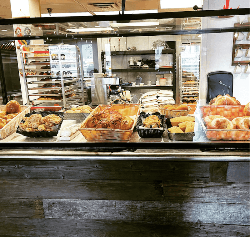 A Little Slice Of Colombia On Sahara Avenue