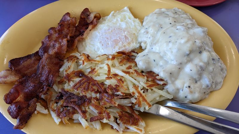 The Biscuits And Gravy That Earn The Long Drive