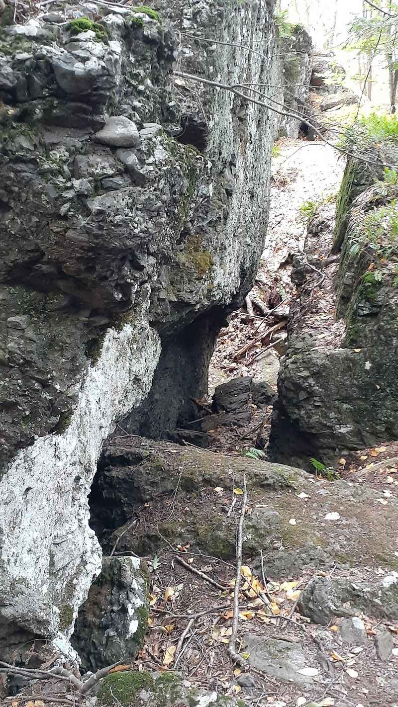 Rocks With A Really Long Memory