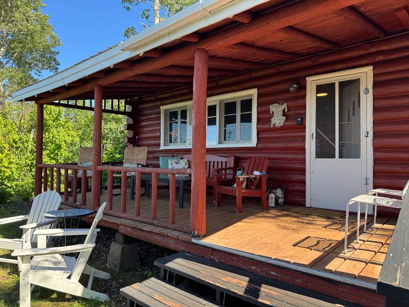 A Lakeside Resort With Roots Going Back To The 1930s