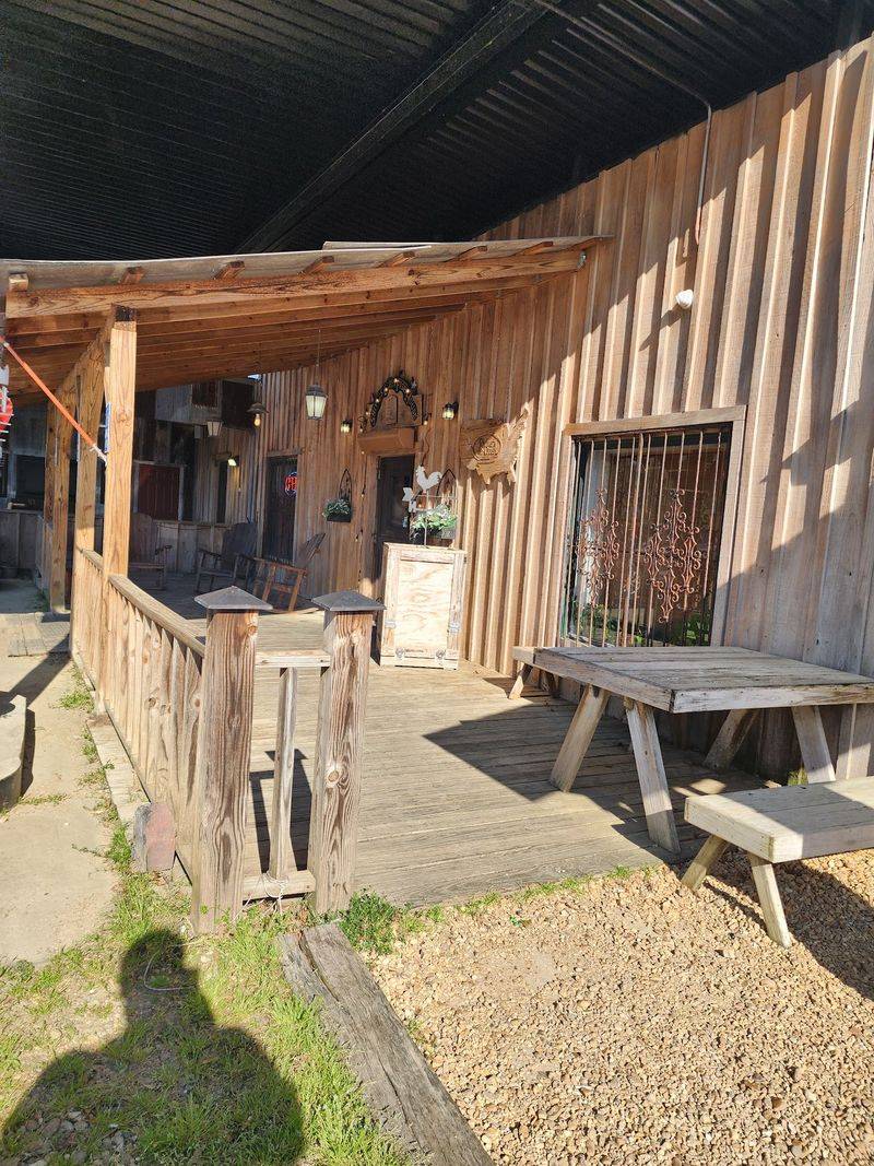 A Country Fish House Off Highway 43