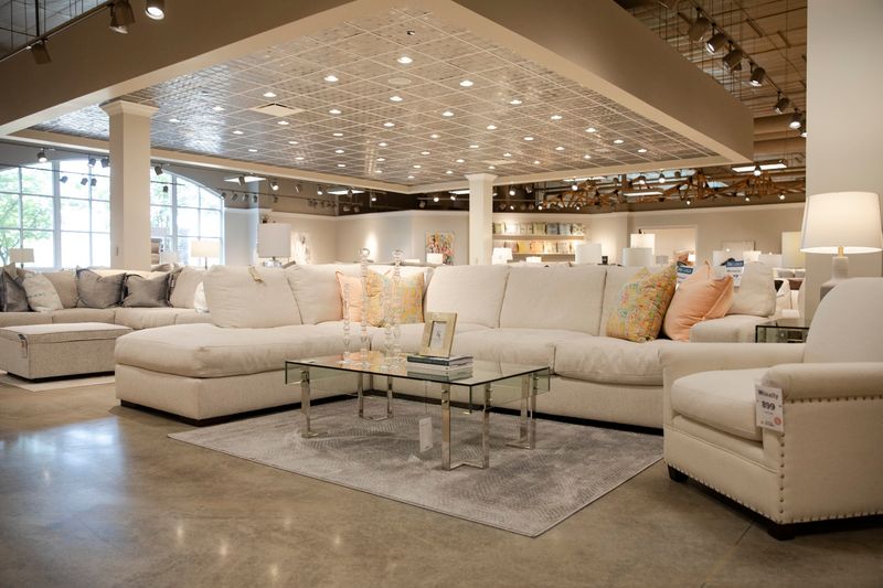 A Shoppers Paradise In Pearl