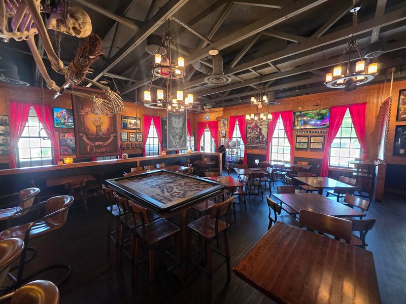 A Gaming Tavern Just Off the Highway in Ridgeland