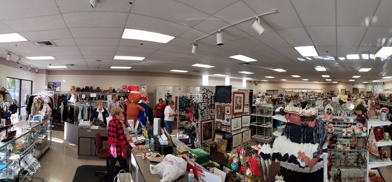 A Volunteer-Run Thrift Shop on West Charleston