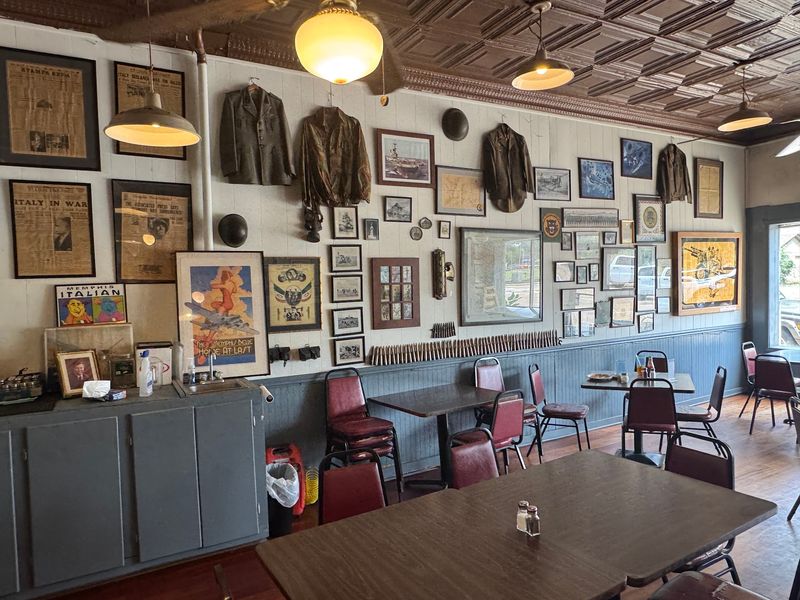 A Few Dollars And A Beale Street Cafe Started Everything