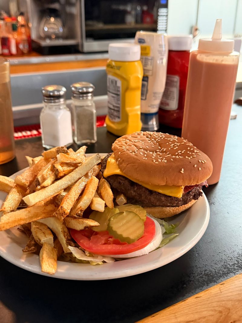 The Half-Pound Legend Everyone Pulls Off The Highway For