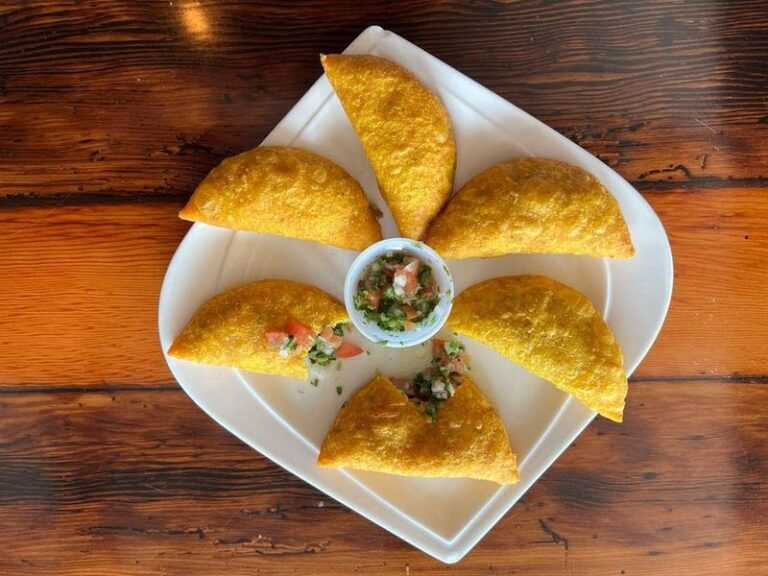 This Wisconsin Colombian Restaurant Makes Lunch Better With Fresh ...