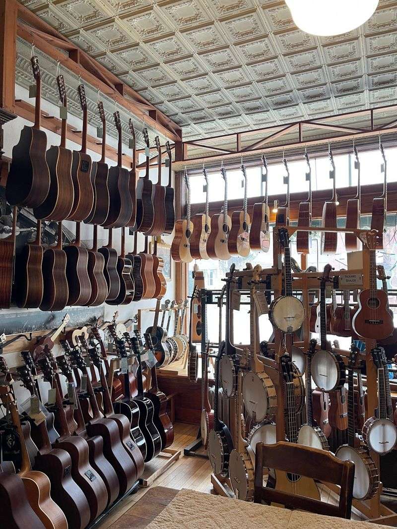 The Day A Guitar Legend Needed This Shop's Help