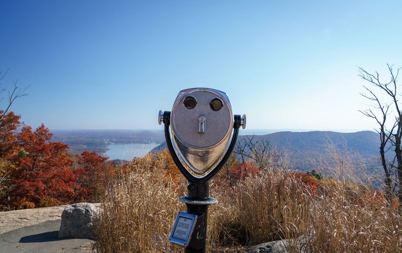Manhattan Might Wave Back From The Summit