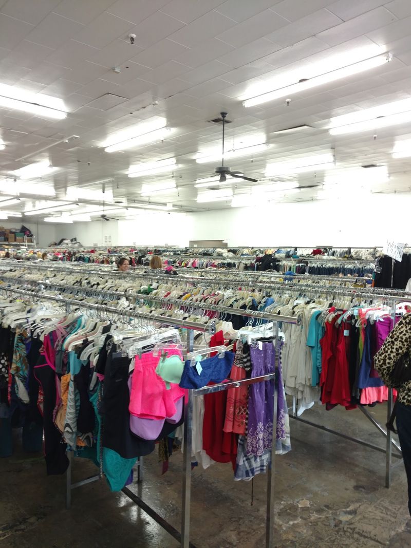 Valley Thrift Center