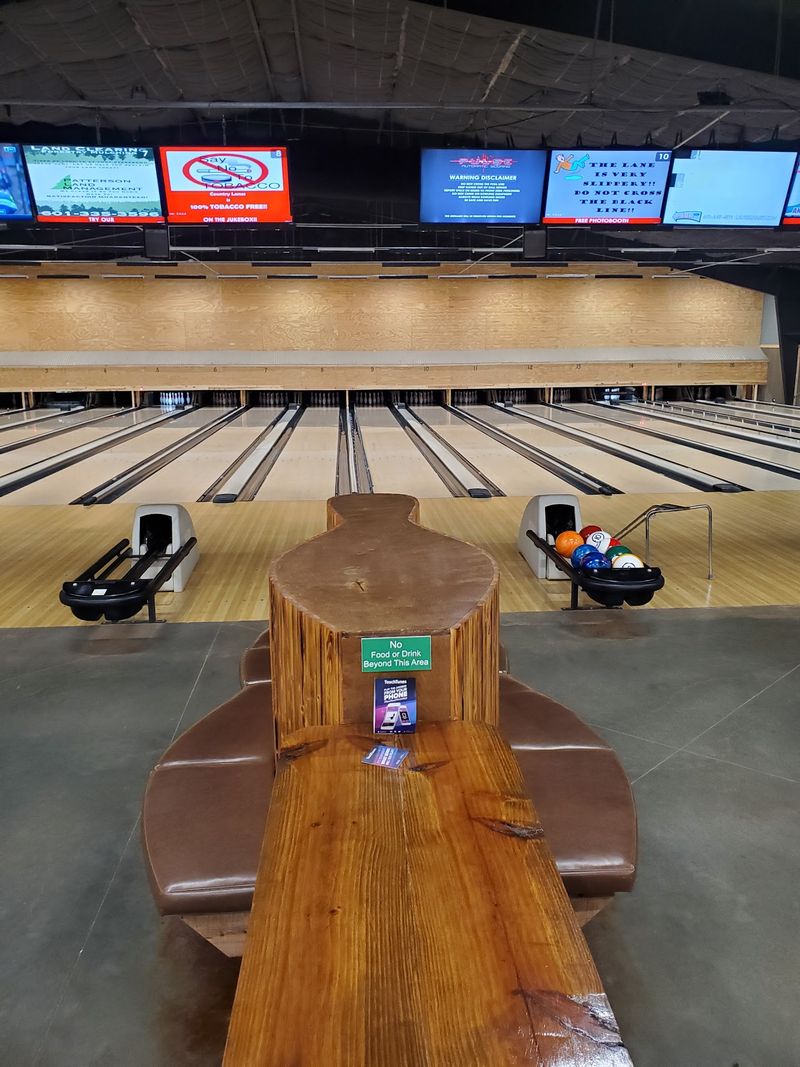 Country Lanes Bowling