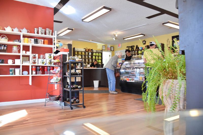 Short And Stout Tea Lounge - Albany