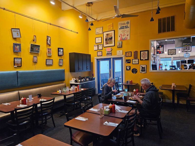 Grumpy's Cafe