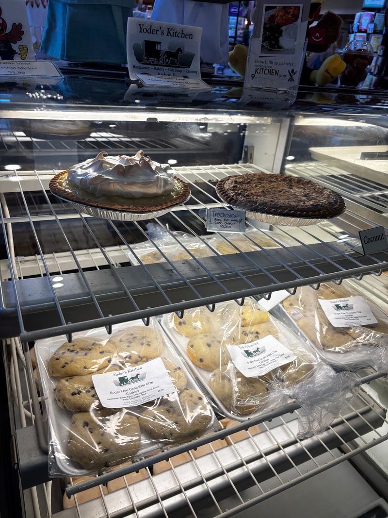 Gift Shop and Bakery Counter
