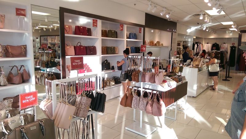 Luxury Labels Without Luxury Prices