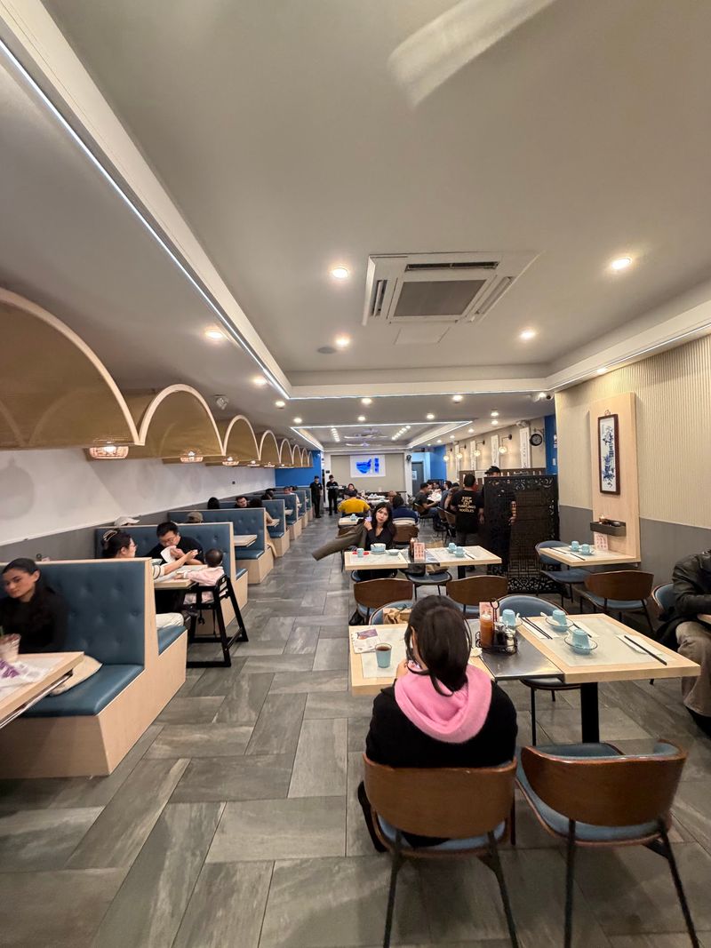 Noodle Village - Chinatown