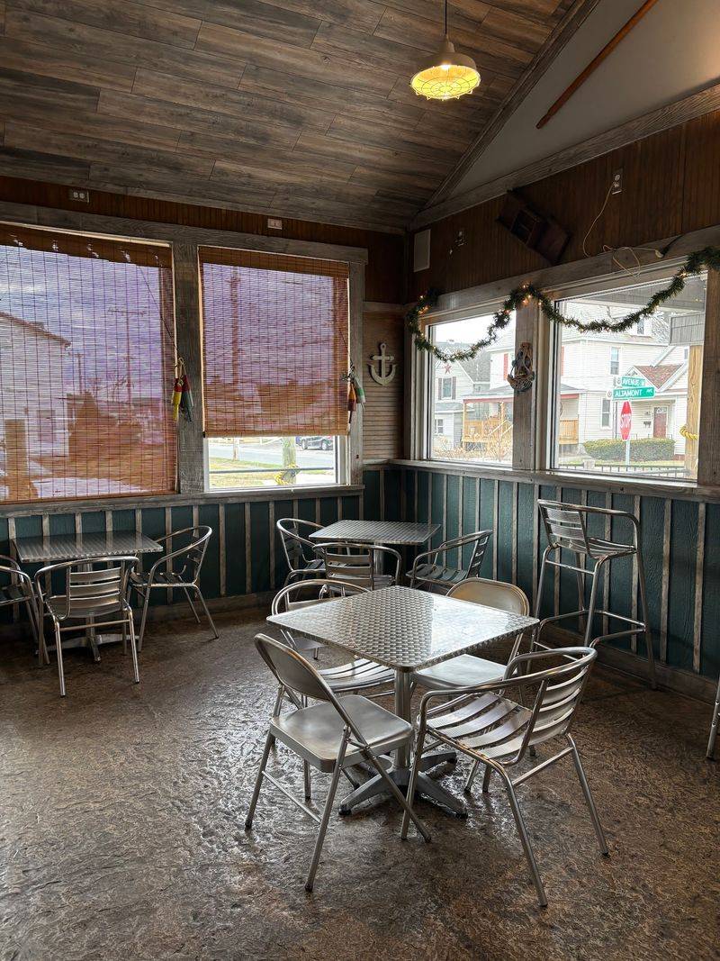 Anker's Fish House - Schenectady