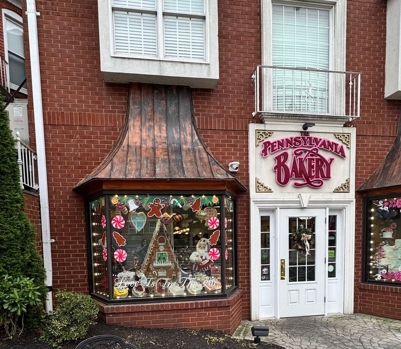 A Cafe That Dresses Up For Every Holiday