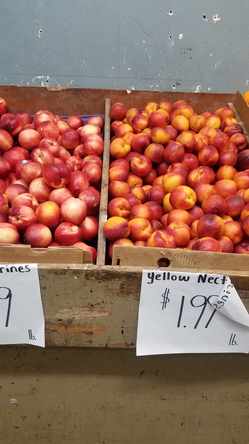 Rows Of Fruit That Look Like A Rainbow Got Organized
