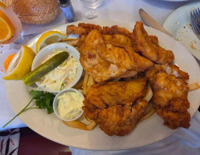 The Fried Combo Platter Is Basically A Crunchy Treasure Map