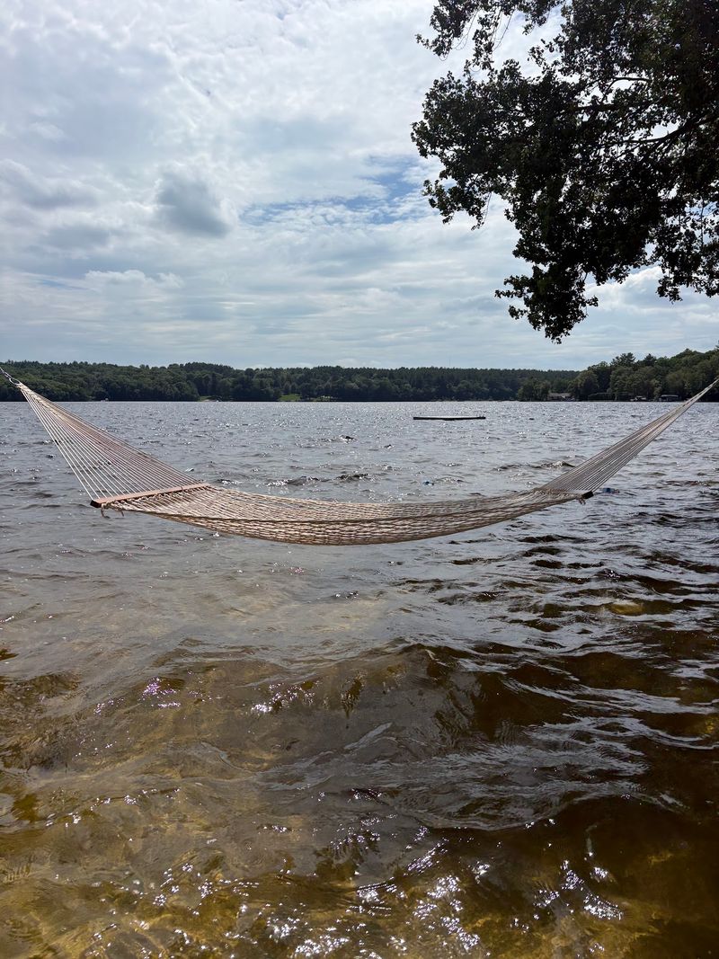 Hammocks Over the Water Are the New Splurge