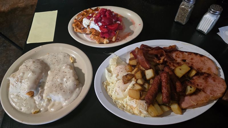 Biscuits And Gravy Deserve A Fork-First Introduction