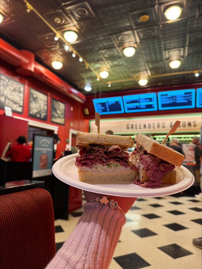 Finding This Sandwich Spot Is Easier Than Finding Your Car