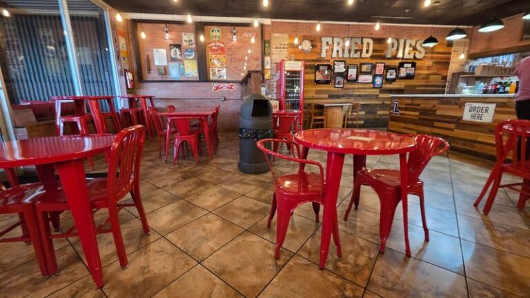 Skip The Sweet Pies For Once, This Mississippi Shop Fries Savory Meat Pies Served Blazing Hot In Flaky Crust