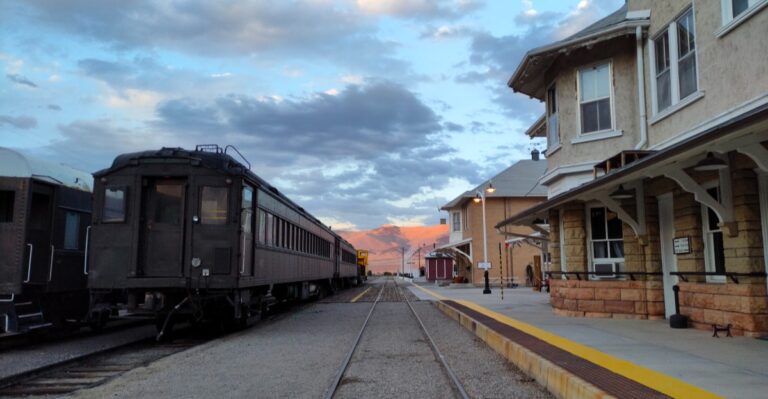 The Nevada Santa Train Ride That Rolls Through The High Desert Every Holiday Season