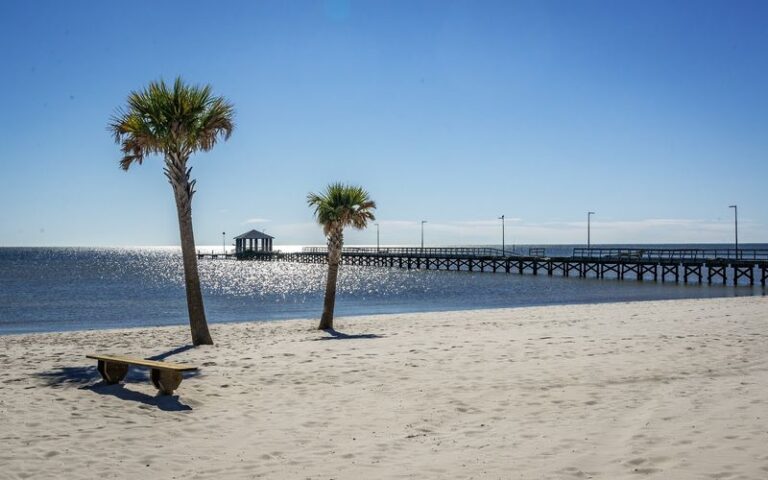 This Mississippi Coast Day Trip Packs A Historic Mansion, A Lighthouse, And A Beach Before Lunch