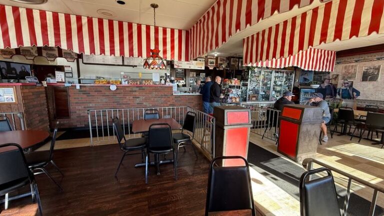 This Family-Owned Hoagie Shop In Ohio Has Been Worth The Drive For 47 Years