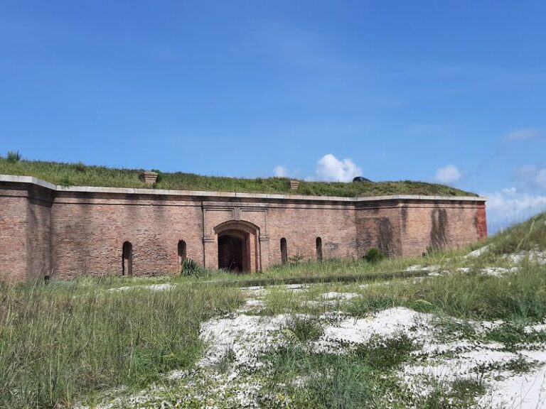 Mississippi’s Gulf Coast Has 5 Lighthouses And Forts That Tell The Story Of Life On The Water