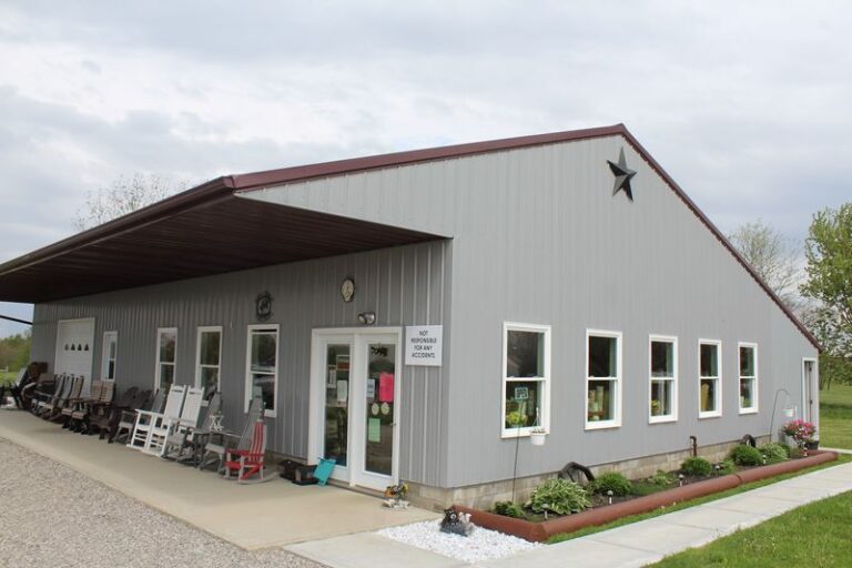 The Ohio Amish Bulk Food Store Where Deli Meat And Baking Supply Prices Make Shoppers Look Twice