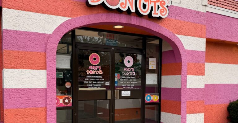 People Drive Across Ohio For The Apple Fritters At These 7 Donut Shops