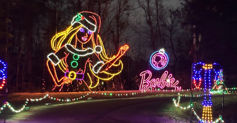 These 5 Mississippi Drive-Through Light Shows Let The Whole Family Enjoy Christmas Without Leaving The Warm Car