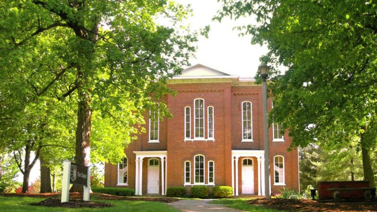 This Tiny Illinois College Is An Affordable Pick And Counts Ronald Reagan Among Its Graduates