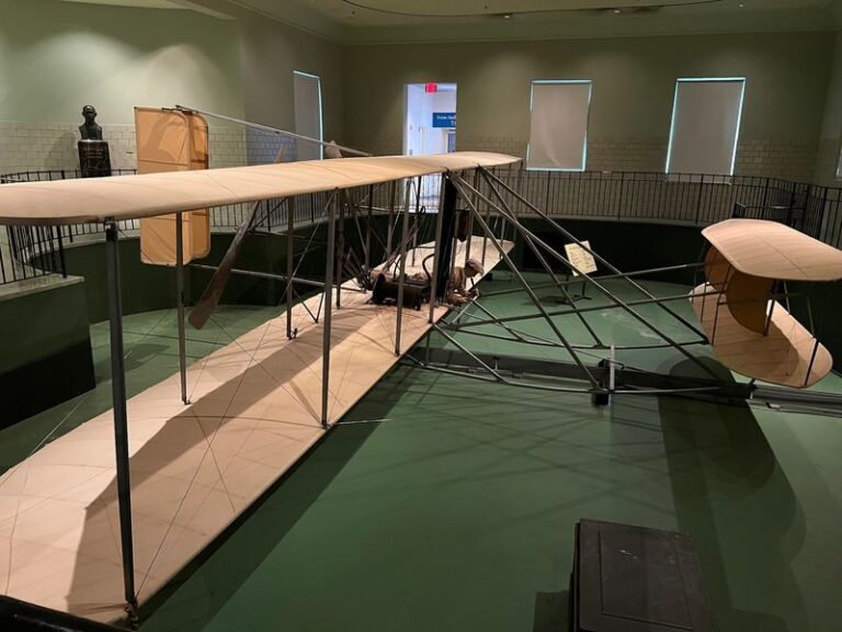Kids Stand Next To The Wright Brothers’ Own 1905 Flyer Inside This Ohio History Park