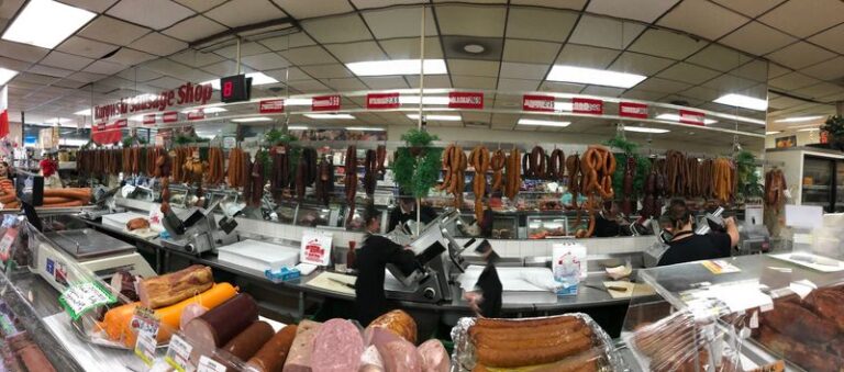Polish Families Stock Up On Paczki, Smoked Kielbasa And Pickles At This Chicago-Area Illinois Deli