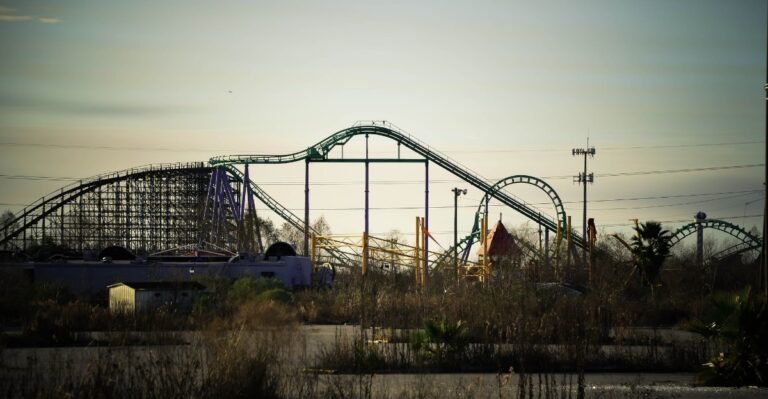 This Abandoned Louisiana Amusement Park Sat Behind Rusted Gates For 20 Years, And Now It’s Finally Being Reborn