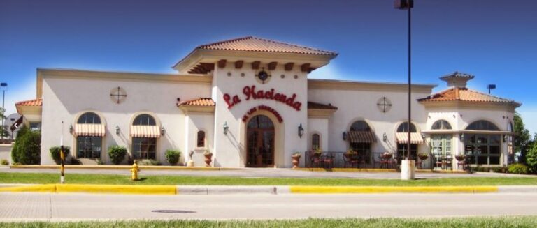 This Illinois Mexican Restaurant Sets Out An All-You-Can-Eat Buffet On Wednesdays And Fridays
