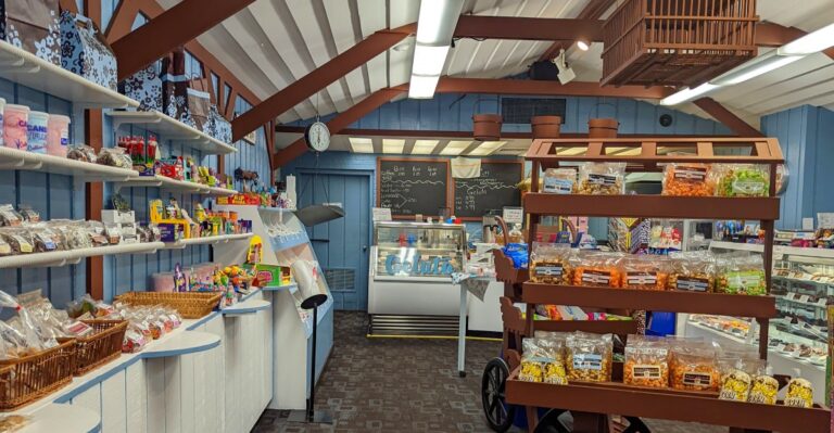 Wisconsin’s Fudge Factory Is A Sweet Stop You Won’t Want To Skip