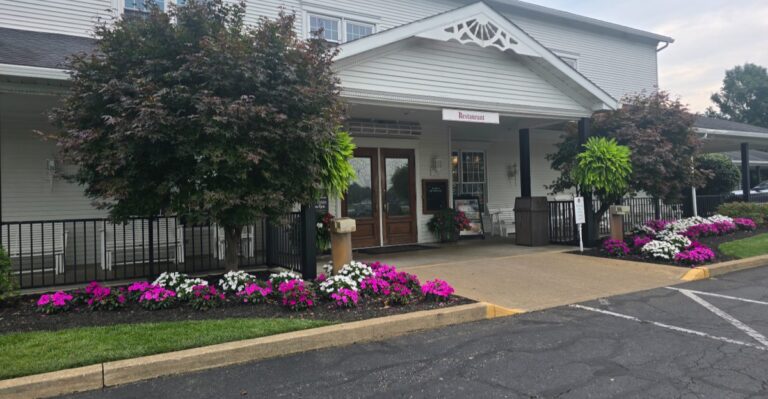 Mashed Potatoes, Noodles, And Date Pudding Fill The Plates At This Ohio Amish Restaurant